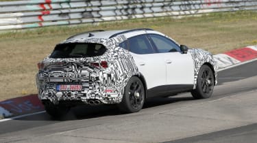 Cupra Formentor facelift (camouflaged) - side action